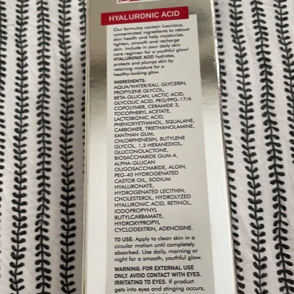Hyaluronic facial serum! - Picture 2 of 2
